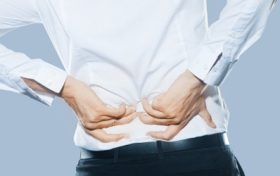 尾巴骨疼？沒事兒多做這倆運動縮略圖
