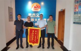 勇救落水兒童！岳輝，為你點贊！縮略圖