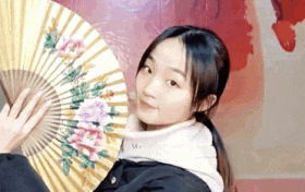 文化自信，薪火相傳！00后女生直播間唱戲，圈粉無數(shù)！縮略圖