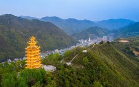 盛景、美味！春日鎮(zhèn)巴等你赴約→縮略圖